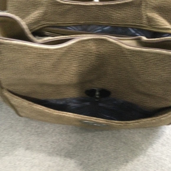 Sondra Roberts Squared Hobo Bag - Picture 4 of 11